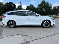 Gebraucht Ford Focus Cool & Connect 150 PS (110 kW) 2019 Weiß Kombi