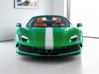 Neu Ferrari 296 2026 Grün Cabrio