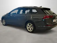 Gebraucht VW Golf VIII 131 PS (96 kW) 2022 Grau Limousine