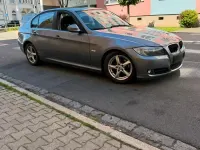 Gebraucht BMW 318 143 PS (105 kW) 2009 Grau Limousine