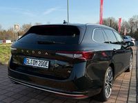 Gebraucht Skoda Superb LAURIN & KLEMENT 204 PS (150 kW) 2024 Schwarz Kombi