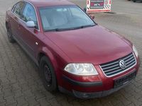 Gebraucht VW Passat 150 PS (110 kW) 2003 Rot Limousine