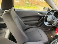 Gebraucht Audi A1 Attraction 86 PS (63 kW) 2012 Braun Kleinwagen