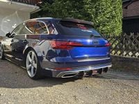 Second-hand Audi A4 S-Line 190 CP (139 kW) 2019 Albastru Break