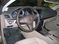 Używany Mercedes E200 Elegance 184 KM (135 kW) 2011 Beżowy Coupe