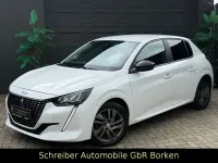 Gebraucht Peugeot 208 102 PS (75 kW) 2022 Weiß Kleinwagen