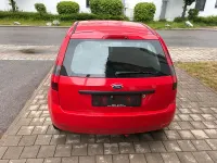 Gebraucht Ford Fiesta 81 PS (59 kW) 2005 Rot Kleinwagen