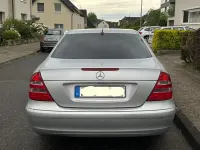 Gebraucht Mercedes E220 Elegance 150 PS (110 kW) 2005 Grau Limousine