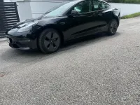 Gebraucht Tesla Model 3 Long Range AWD 366 kW (498 PS) 2022 Solid black Limousine