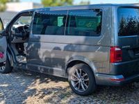 Gebraucht VW Multivan Comfortline 204 PS (150 kW) 2016 Grau Van / Kleinbus