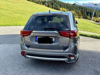 gebraucht Mitsubishi Outlander P-HEV 2.4 MIVEC 4WD Top Top