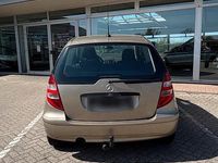 Gebraucht Mercedes A170 116 PS (85 kW) 2005 Gold Kleinwagen