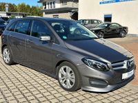 Gebraucht Mercedes B200 136 PS (100 kW) 2016 Grau Van / Kleinbus