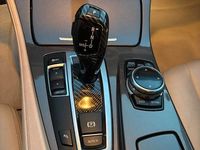 Gebraucht BMW 530 258 PS (189 kW) 2014 Weiß Limousine