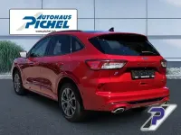 Gebraucht Ford Kuga ST-Line 225 PS (165 kW) 2022 Rot(metallic) SUV