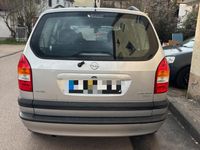 Gebraucht Opel Zafira 115 PS (84 kW) 2000 Silber Van / Kleinbus