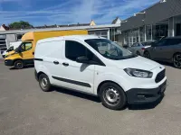 Gebraucht Ford Transit Basis 75 PS (55 kW) 2018 Weiß Van / Kleinbus