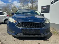 Gebraucht Ford Focus 101 PS (74 kW) 2015 Blau Limousine