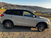 Gebraucht Suzuki Vitara Comfort 120 PS (88 kW) 2015 Beige SUV