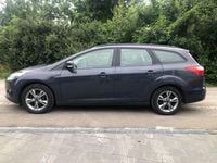 Gebraucht Ford Focus Champions Edition 125 PS (91 kW) 2013 Grau Kombi