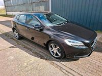 Gebraucht Volvo V40 152 PS (111 kW) 2018 Schwarz Kombi