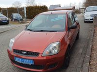 Gebraucht Ford Fiesta Ambiente 69 PS (50 kW) 2006 Orange Kleinwagen