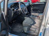 Gebraucht VW Touran Sound 150 PS (110 kW) 2017 Silber Van / Kleinbus