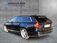 Gebraucht Volvo V90 Ultimate 197 PS (144 kW) 2024 Onyx black (schwarz) Kombi