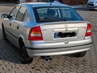 Gebraucht Opel Astra 65 PS (47 kW) 1998 Silber Limousine