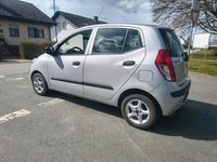 Gebraucht Hyundai i10 64 PS (47 kW) 2009 Silber Kleinwagen