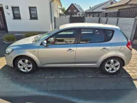 Gebraucht Kia Ceed Edition 7 90 PS (66 kW) 2012 Silber Kleinwagen