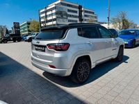 Gebraucht Jeep Compass 179 PS (131 kW) 2022 Silber SUV