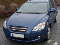 Gebraucht Kia Ceed Sportswagon 109 PS (80 kW) 2009 Blau Kombi