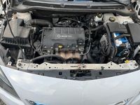 Gebraucht Opel Astra 80 PS (58 kW) 2012 Weiß Kombi