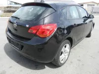 Brugt Opel Astra Edition 116 HK (85 kW) 2010 Sort Sedan