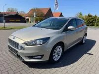 Używany Ford Focus Titanium 120 KM (88 kW) 2015 Srebrny Kombi