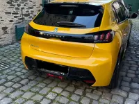 Gebraucht Peugeot e-208 Allure 100 kW (136 PS) 2021 Gelb Kleinwagen