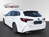 Neu Toyota Corolla 184 PS (135 kW) 2025 Weiß Kombi