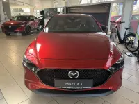 Neu Mazda 3 Nagisa 140 PS (102 kW) 2025 Rot Limousine