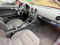 Gebraucht Audi A3 105 PS (77 kW) 2010 Rot Kleinwagen