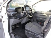 Gebraucht Ford Tourneo Titanium 170 PS (125 kW) 2024 Weiß Van / Kleinbus