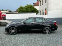 Gebraucht Mercedes C250 204 PS (150 kW) 2012 Schwarz Limousine