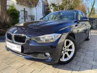 Second-hand BMW 325 218 CP (160 kW) 2013 Albastru Berlinǎ