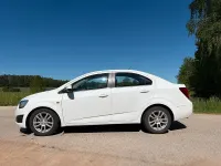 Używany Chevrolet Aveo 101 KM (74 kW) 2011 Biały Sedan/Limuzyna