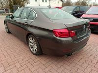 Gebraucht BMW 520 184 PS (135 kW) 2012 Braun Limousine