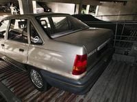 Gebraucht Opel Kadett 60 PS (44 kW) 1988 Grau Kleinwagen