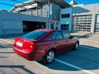 Gebraucht Ford Mondeo Ghia 125 PS (91 kW) 2003 Rot Limousine
