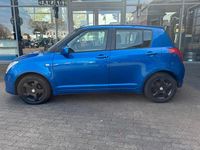 Second-hand Suzuki Swift 92 CP (67 kW) 2007 Albastru Hatchback