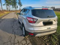Usado Ford Kuga 150 HP (110 kW) 2017 Prateado SUV