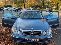 Gebraucht Mercedes E280 Avantgarde 190 PS (139 kW) 2005 Blau Limousine